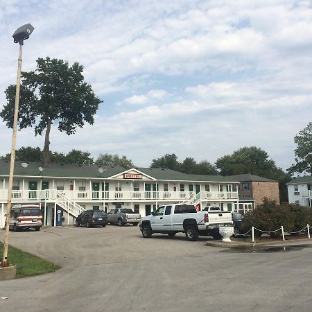 Hoosier Travel Lodge Jeffersonville Exterior foto